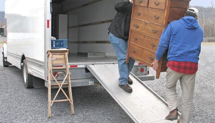 نقل وتخزين وتغليف العفش