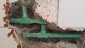 كشف تسربات المياه الحمامات