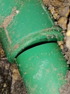 تهريب المياه من السقف