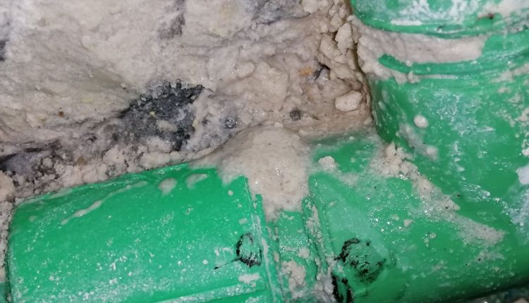 كشف تسربات الخزانات